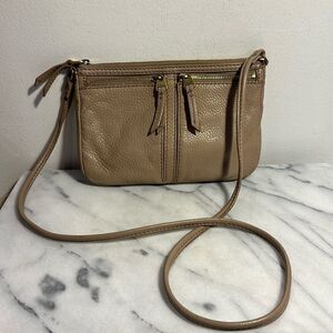 Vintage Fossil taupe Leather Crossbody Erin Bag